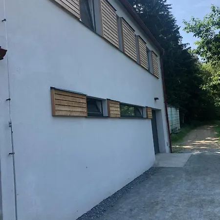 Klidné Místo V Měsíčním údolí Porici nad Sazavou